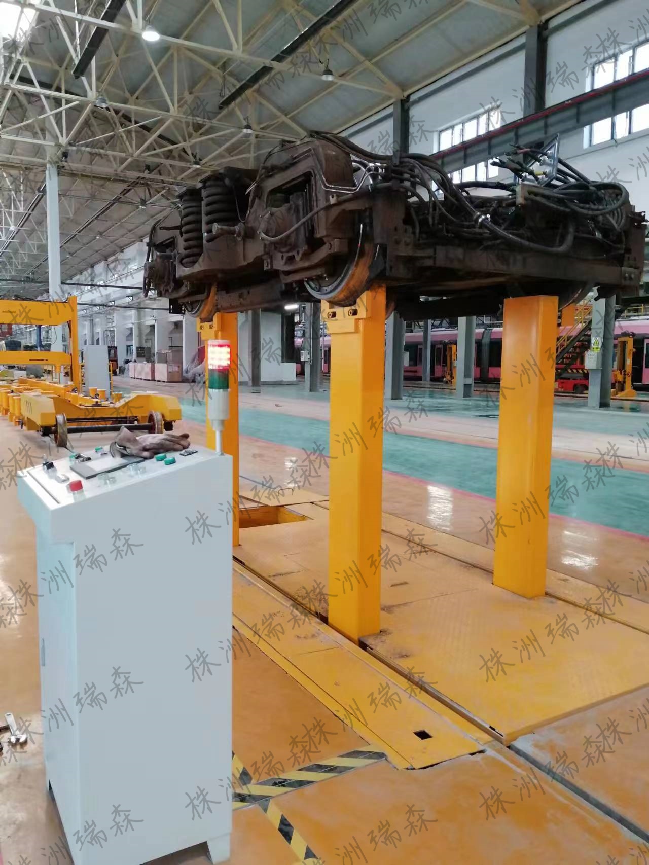 转向架提升台4.jpg